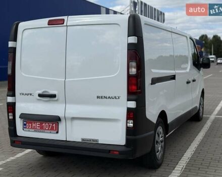 Белый Рено Трафик, объемом двигателя 1.6 л и пробегом 206 тыс. км за 15900 $, фото 1 на Automoto.ua