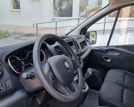 Білий Рено Трафік, об'ємом двигуна 2 л та пробігом 72 тис. км за 17900 $, фото 33 на Automoto.ua