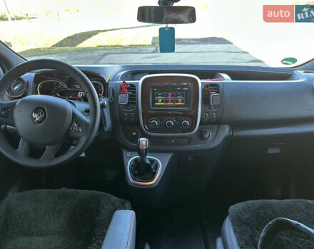 Білий Рено Трафік, об'ємом двигуна 2 л та пробігом 230 тис. км за 25500 $, фото 36 на Automoto.ua