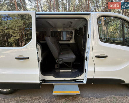 Белый Рено Трафик, объемом двигателя 2 л и пробегом 225 тыс. км за 27800 $, фото 37 на Automoto.ua