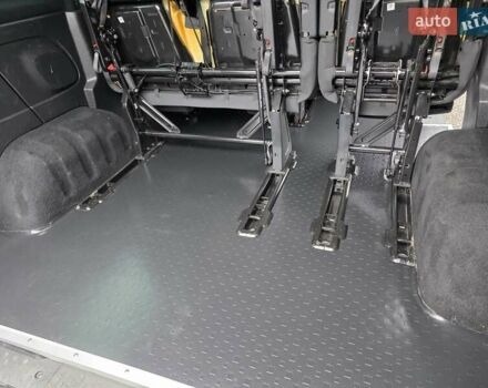 Белый Рено Трафик, объемом двигателя 2 л и пробегом 177 тыс. км за 24500 $, фото 36 на Automoto.ua