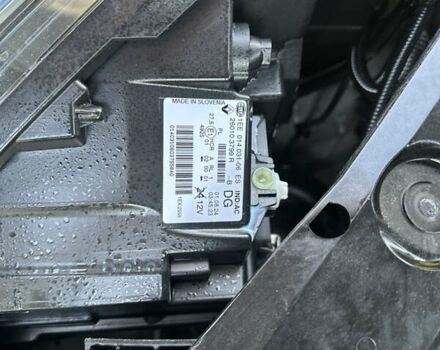 Белый Рено Трафик, объемом двигателя 2 л и пробегом 140 тыс. км за 18700 $, фото 37 на Automoto.ua