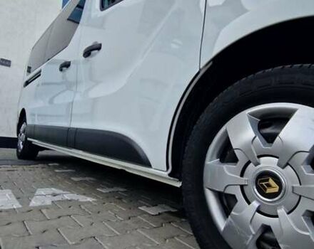 Білий Рено Трафік, об'ємом двигуна 2 л та пробігом 240 тис. км за 23300 $, фото 9 на Automoto.ua