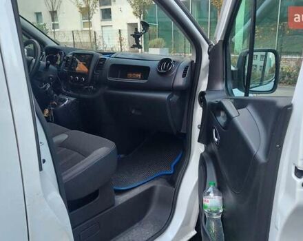 Белый Рено Трафик, объемом двигателя 2 л и пробегом 200 тыс. км за 26999 $, фото 7 на Automoto.ua