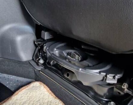 Білий Рено Трафік, об'ємом двигуна 2 л та пробігом 240 тис. км за 23300 $, фото 4 на Automoto.ua