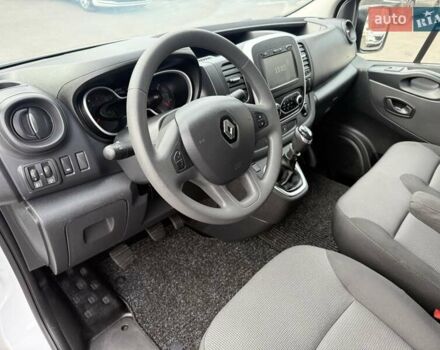 Белый Рено Трафик, объемом двигателя 2 л и пробегом 162 тыс. км за 17900 $, фото 33 на Automoto.ua