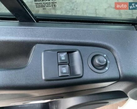 Белый Рено Трафик, объемом двигателя 2 л и пробегом 207 тыс. км за 18790 $, фото 24 на Automoto.ua