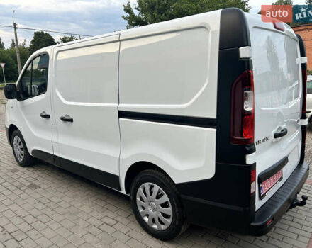 Белый Рено Трафик, объемом двигателя 2 л и пробегом 190 тыс. км за 16900 $, фото 2 на Automoto.ua