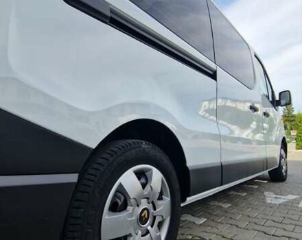 Білий Рено Трафік, об'ємом двигуна 2 л та пробігом 240 тис. км за 23300 $, фото 29 на Automoto.ua