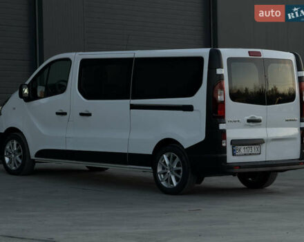 Белый Рено Трафик, объемом двигателя 2 л и пробегом 250 тыс. км за 20999 $, фото 29 на Automoto.ua
