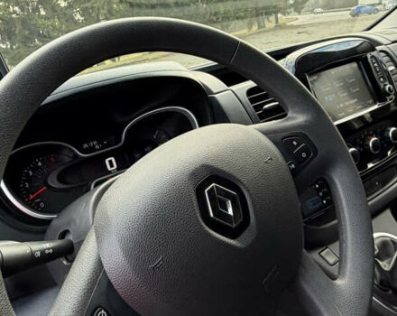 Белый Рено Трафик, объемом двигателя 2 л и пробегом 261 тыс. км за 22000 $, фото 49 на Automoto.ua