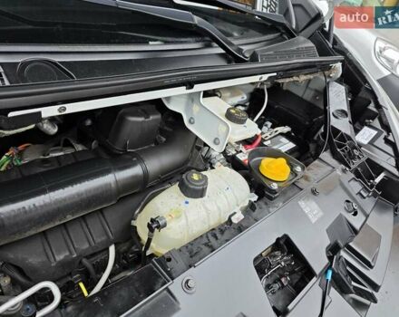 Белый Рено Трафик, объемом двигателя 2 л и пробегом 177 тыс. км за 24500 $, фото 43 на Automoto.ua