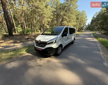 Белый Рено Трафик, объемом двигателя 2 л и пробегом 225 тыс. км за 27800 $, фото 60 на Automoto.ua