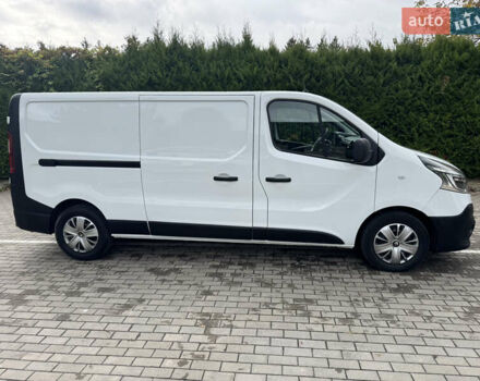 Белый Рено Трафик, объемом двигателя 2 л и пробегом 143 тыс. км за 16700 $, фото 1 на Automoto.ua
