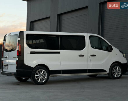 Белый Рено Трафик, объемом двигателя 2 л и пробегом 250 тыс. км за 20999 $, фото 47 на Automoto.ua