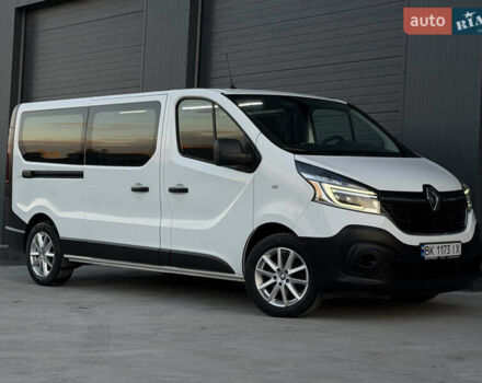 Белый Рено Трафик, объемом двигателя 2 л и пробегом 250 тыс. км за 20999 $, фото 51 на Automoto.ua