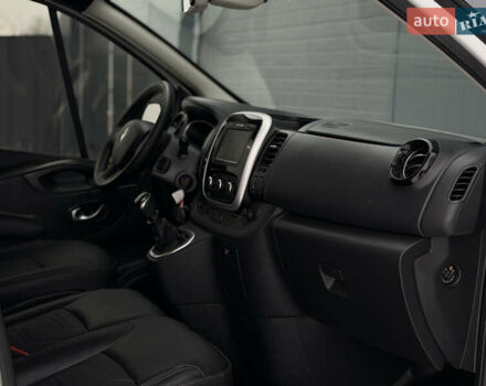 Білий Рено Трафік, об'ємом двигуна 2 л та пробігом 175 тис. км за 19700 $, фото 65 на Automoto.ua