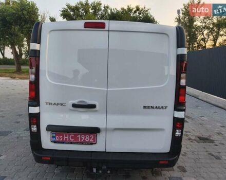 Белый Рено Трафик, объемом двигателя 2 л и пробегом 117 тыс. км за 17400 $, фото 6 на Automoto.ua