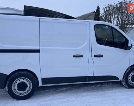 Белый Рено Трафик, объемом двигателя 2 л и пробегом 201 тыс. км за 17700 $, фото 7 на Automoto.ua