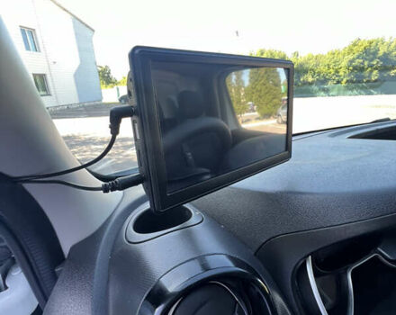 Белый Рено Трафик, объемом двигателя 0 л и пробегом 261 тыс. км за 17800 $, фото 44 на Automoto.ua