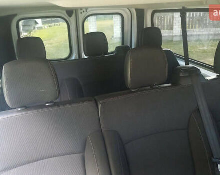 Белый Рено Трафик, объемом двигателя 1.6 л и пробегом 78 тыс. км за 27000 $, фото 5 на Automoto.ua