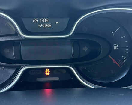 Белый Рено Трафик, объемом двигателя 0 л и пробегом 261 тыс. км за 17800 $, фото 45 на Automoto.ua