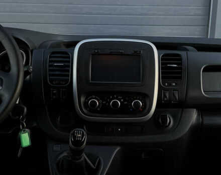 Белый Рено Трафик, объемом двигателя 2 л и пробегом 250 тыс. км за 20999 $, фото 46 на Automoto.ua