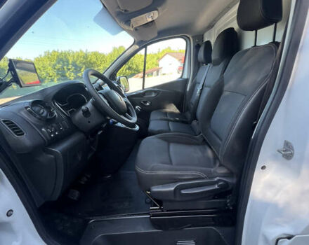 Белый Рено Трафик, объемом двигателя 0 л и пробегом 261 тыс. км за 17800 $, фото 35 на Automoto.ua