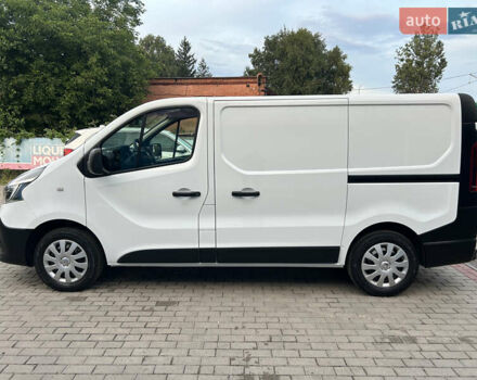 Белый Рено Трафик, объемом двигателя 2 л и пробегом 190 тыс. км за 16900 $, фото 1 на Automoto.ua