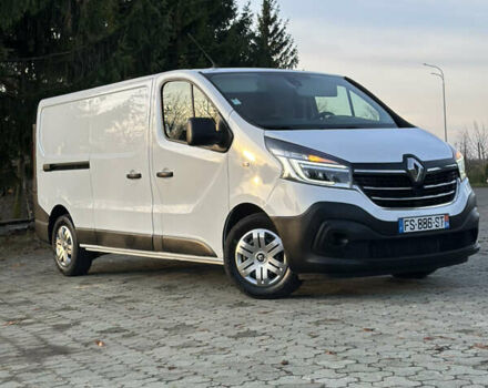Белый Рено Трафик, объемом двигателя 2 л и пробегом 140 тыс. км за 18700 $, фото 2 на Automoto.ua