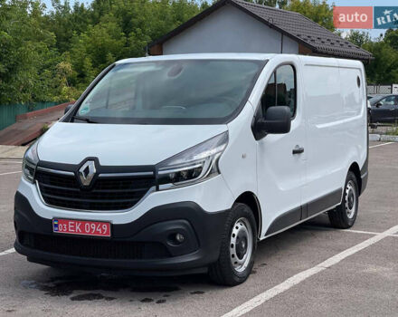 Белый Рено Трафик, объемом двигателя 2 л и пробегом 270 тыс. км за 15200 $, фото 1 на Automoto.ua