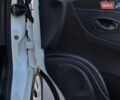 Белый Рено Трафик, объемом двигателя 2 л и пробегом 281 тыс. км за 25000 $, фото 60 на Automoto.ua