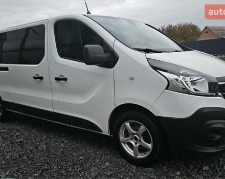 Белый Рено Трафик, объемом двигателя 2 л и пробегом 247 тыс. км за 24999 $, фото 6 на Automoto.ua