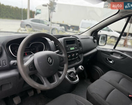 Білий Рено Трафік, об'ємом двигуна 2 л та пробігом 178 тис. км за 16700 $, фото 6 на Automoto.ua