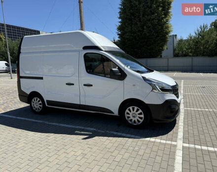 Белый Рено Трафик, объемом двигателя 2 л и пробегом 135 тыс. км за 14999 $, фото 6 на Automoto.ua