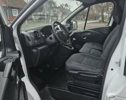 Белый Рено Трафик, объемом двигателя 2 л и пробегом 107 тыс. км за 22700 $, фото 8 на Automoto.ua