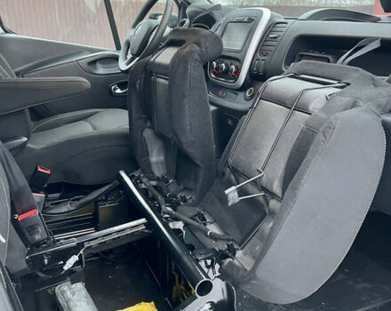 Білий Рено Трафік, об'ємом двигуна 2 л та пробігом 198 тис. км за 16600 $, фото 56 на Automoto.ua