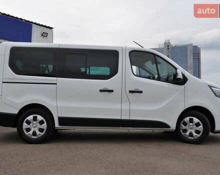 Белый Рено Трафик, объемом двигателя 2 л и пробегом 160 тыс. км за 32500 $, фото 91 на Automoto.ua