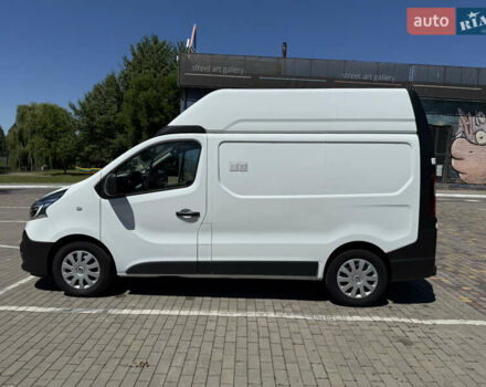 Белый Рено Трафик, объемом двигателя 2 л и пробегом 135 тыс. км за 14999 $, фото 21 на Automoto.ua