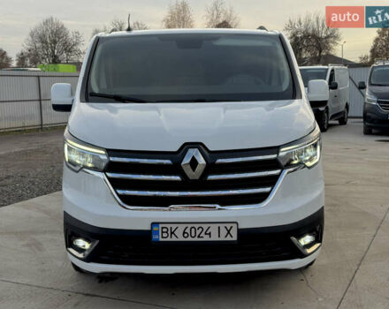 Белый Рено Трафик, объемом двигателя 2 л и пробегом 79 тыс. км за 27999 $, фото 2 на Automoto.ua