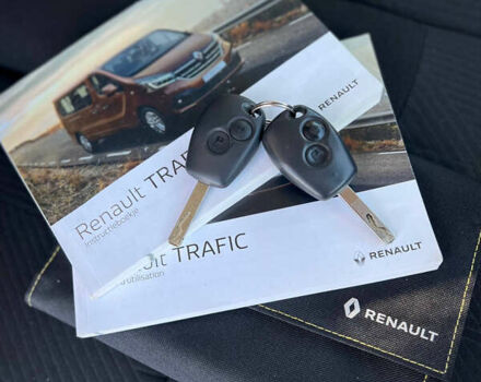 Белый Рено Трафик, объемом двигателя 2 л и пробегом 186 тыс. км за 17750 $, фото 51 на Automoto.ua