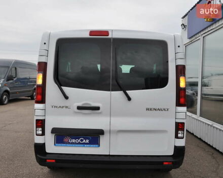 Белый Рено Трафик, объемом двигателя 2 л и пробегом 160 тыс. км за 32500 $, фото 35 на Automoto.ua