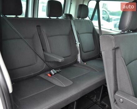 Белый Рено Трафик, объемом двигателя 2 л и пробегом 160 тыс. км за 32500 $, фото 112 на Automoto.ua