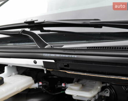 Белый Рено Трафик, объемом двигателя 2 л и пробегом 160 тыс. км за 32500 $, фото 126 на Automoto.ua