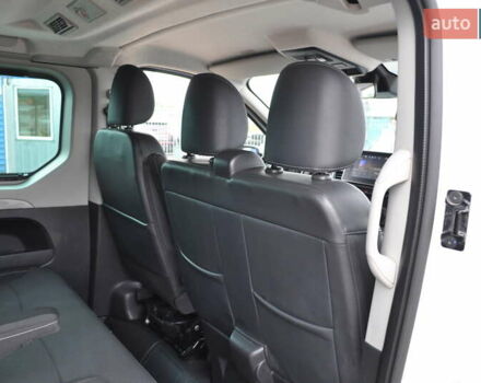 Белый Рено Трафик, объемом двигателя 2 л и пробегом 160 тыс. км за 32500 $, фото 106 на Automoto.ua