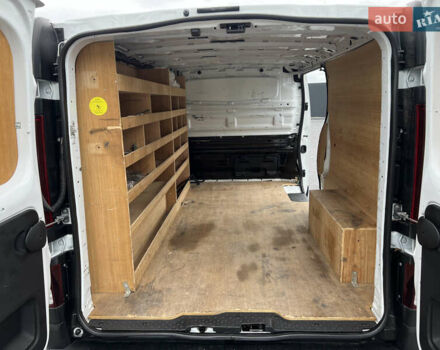 Белый Рено Трафик, объемом двигателя 2 л и пробегом 182 тыс. км за 17600 $, фото 40 на Automoto.ua