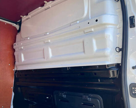 Белый Рено Трафик, объемом двигателя 2 л и пробегом 186 тыс. км за 17750 $, фото 40 на Automoto.ua