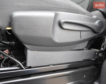 Белый Рено Трафик, объемом двигателя 2 л и пробегом 160 тыс. км за 32500 $, фото 77 на Automoto.ua