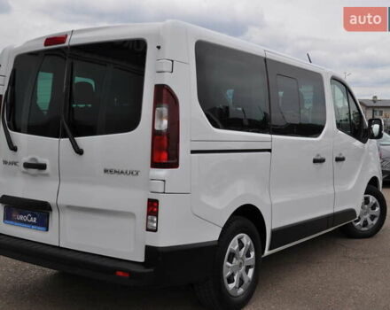 Белый Рено Трафик, объемом двигателя 2 л и пробегом 160 тыс. км за 32500 $, фото 92 на Automoto.ua
