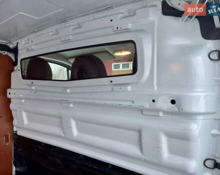 Білий Рено Трафік, об'ємом двигуна 2 л та пробігом 198 тис. км за 16600 $, фото 50 на Automoto.ua